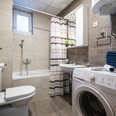 !promo! сentral Safe N Sound Studio-free Private Parking-fast Wi-fi * Novi Sad