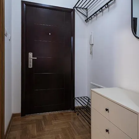Apartment !promo! сentral Safe N Sound Studio-free Private Parking-fast Wi-fi Novi Sad